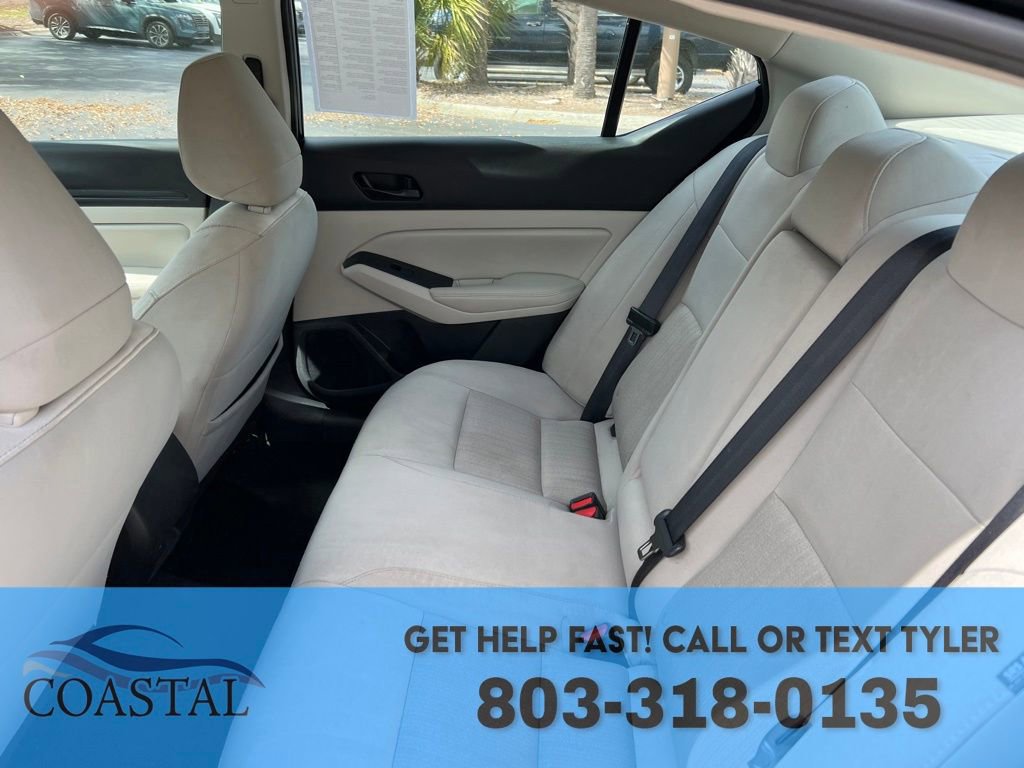 Used 2025 Nissan Altima 2.5 SV image 16