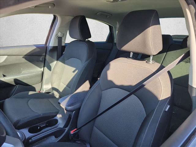 Used 2022 Kia Forte LXS FWD image 11
