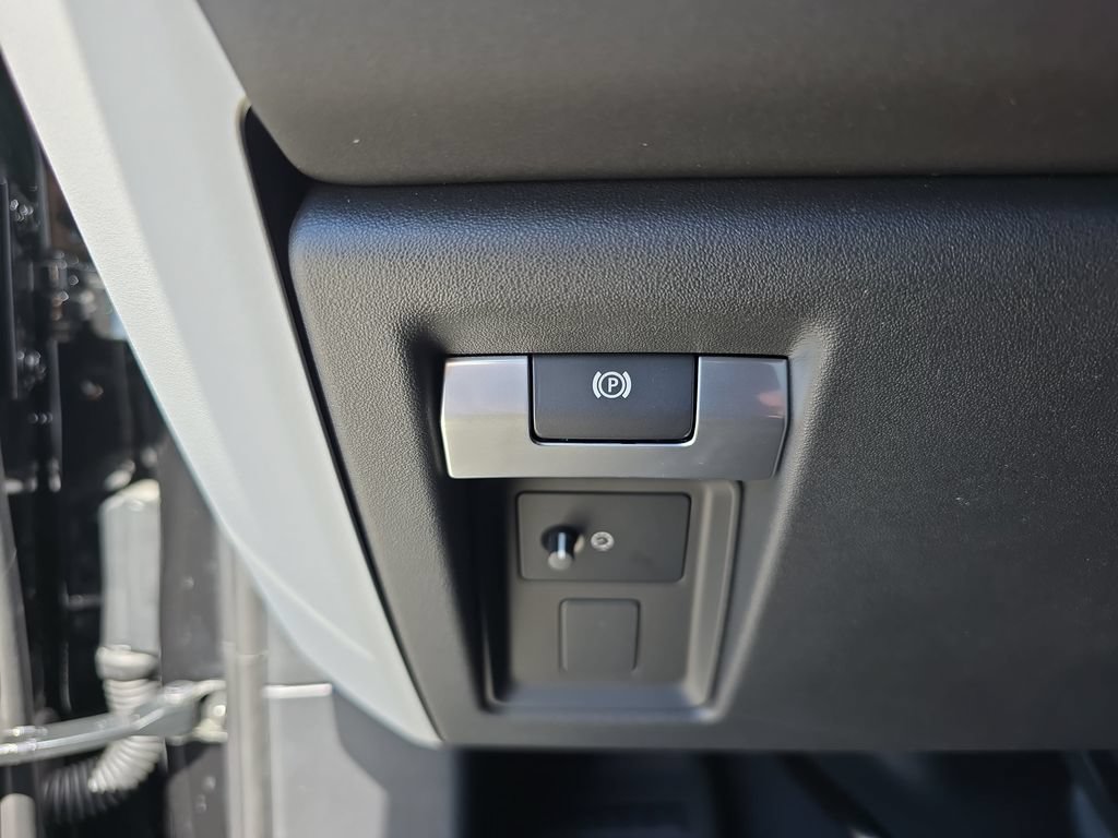 New 2026 Land Rover Defender 110 S AWD/4WD image 26