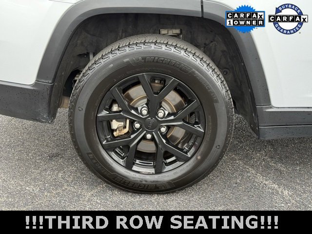 Used 2024 Jeep Grand Cherokee L Laredo image 11