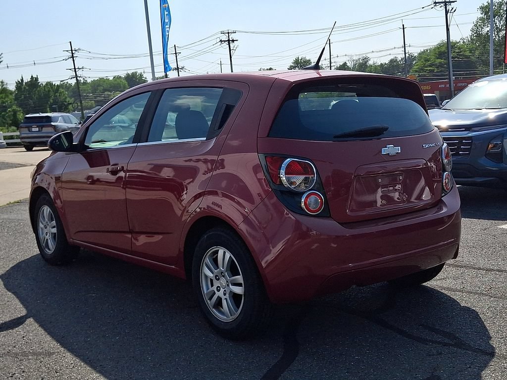 Used 2014 Chevrolet Sonic LT w/ LT Promotional Package FWD image 6