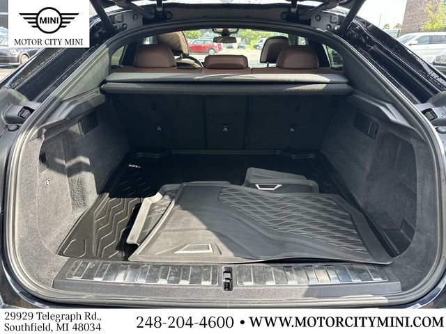 Certified 2025 BMW X6 M60i w/ Dynamic Handling Package AWD/4WD image 16