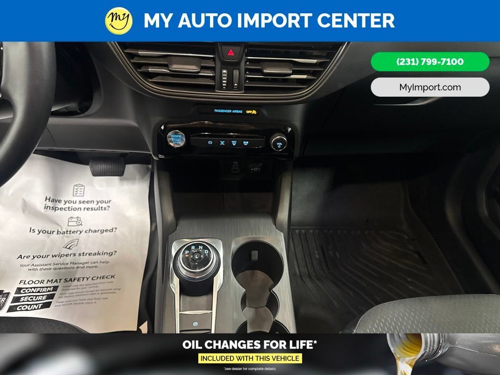 Used 2025 Ford Escape SE FWD image 21