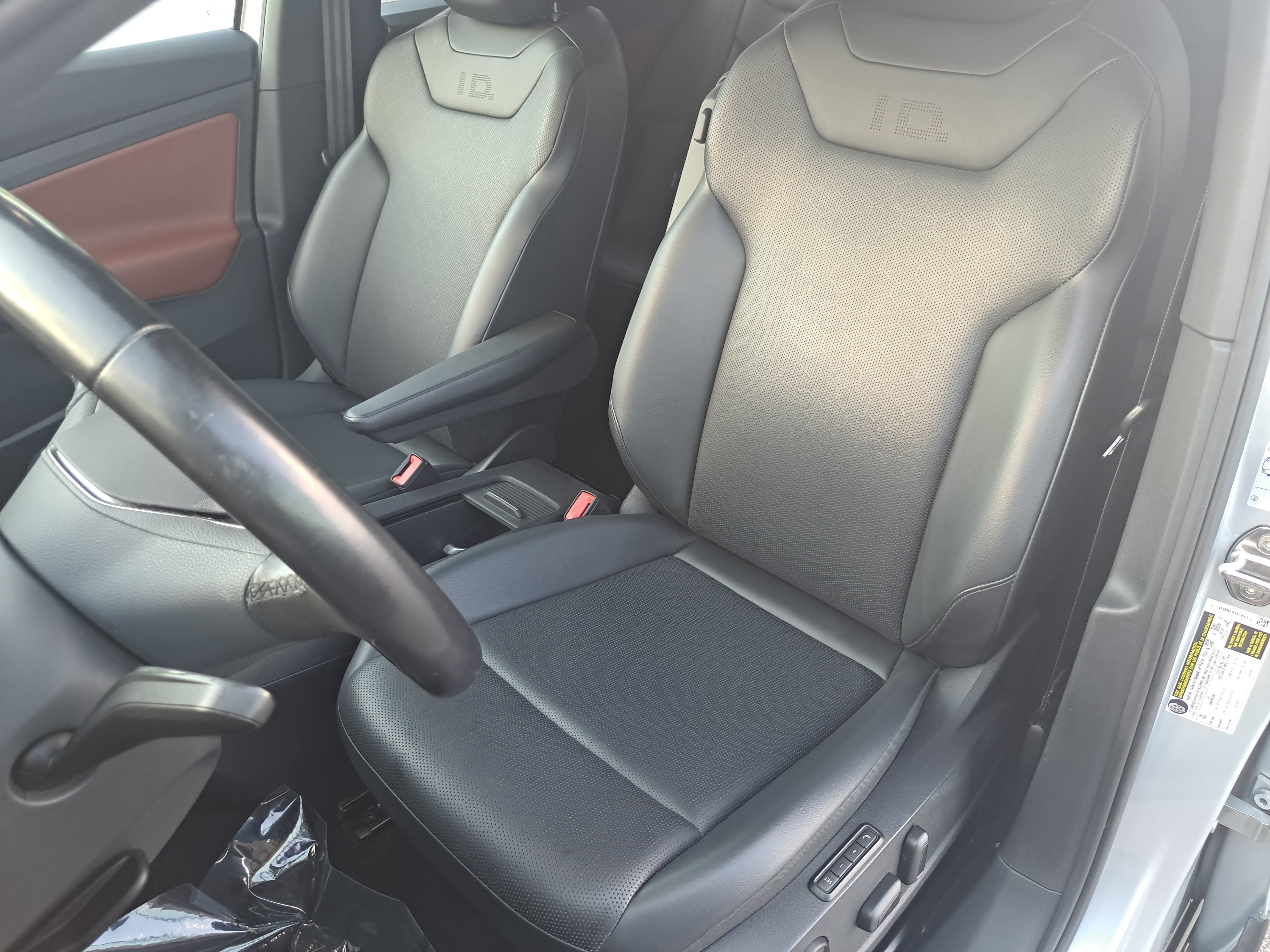 Used 2022 Volkswagen ID.4 Pro S RWD image 16