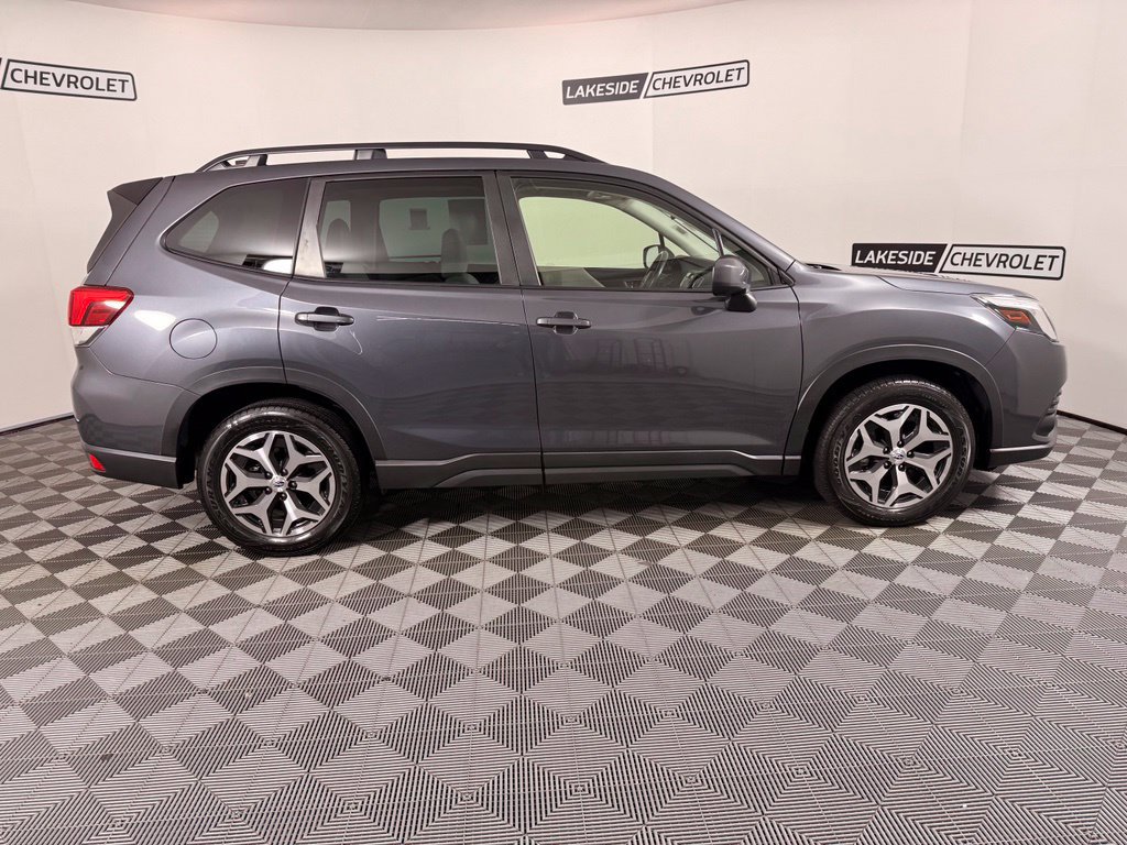 Used 2024 Subaru Forester Premium AWD/4WD image 7