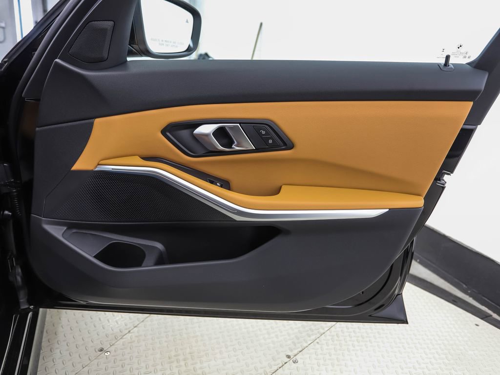 New 2026 BMW 330i xDrive Sedan w/ Convenience Package image 29