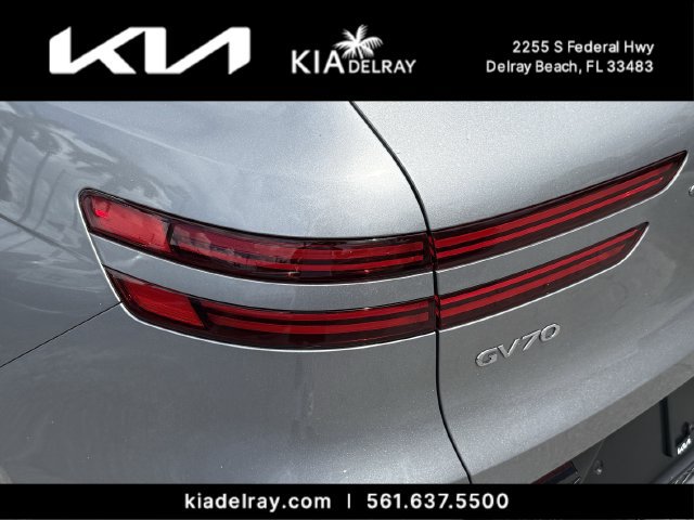 Used 2023 Genesis GV70 2.5T w/ Sport Prestige Package AWD/4WD image 7
