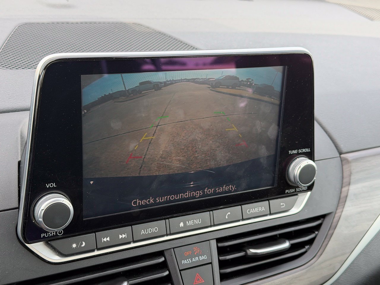 Used 2025 Nissan Altima 2.5 SV FWD image 17