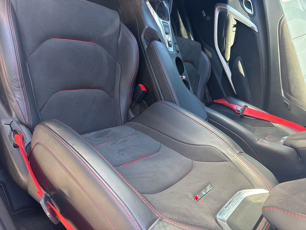 Used 2018 Chevrolet Camaro ZL1 image 14