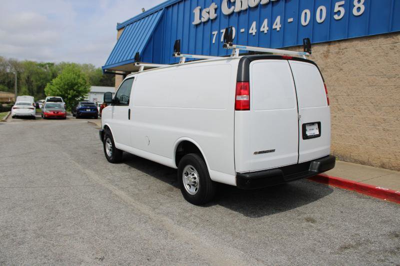 Used 2023 Chevrolet Express 2500 w/ Driver Convenience Package image 4
