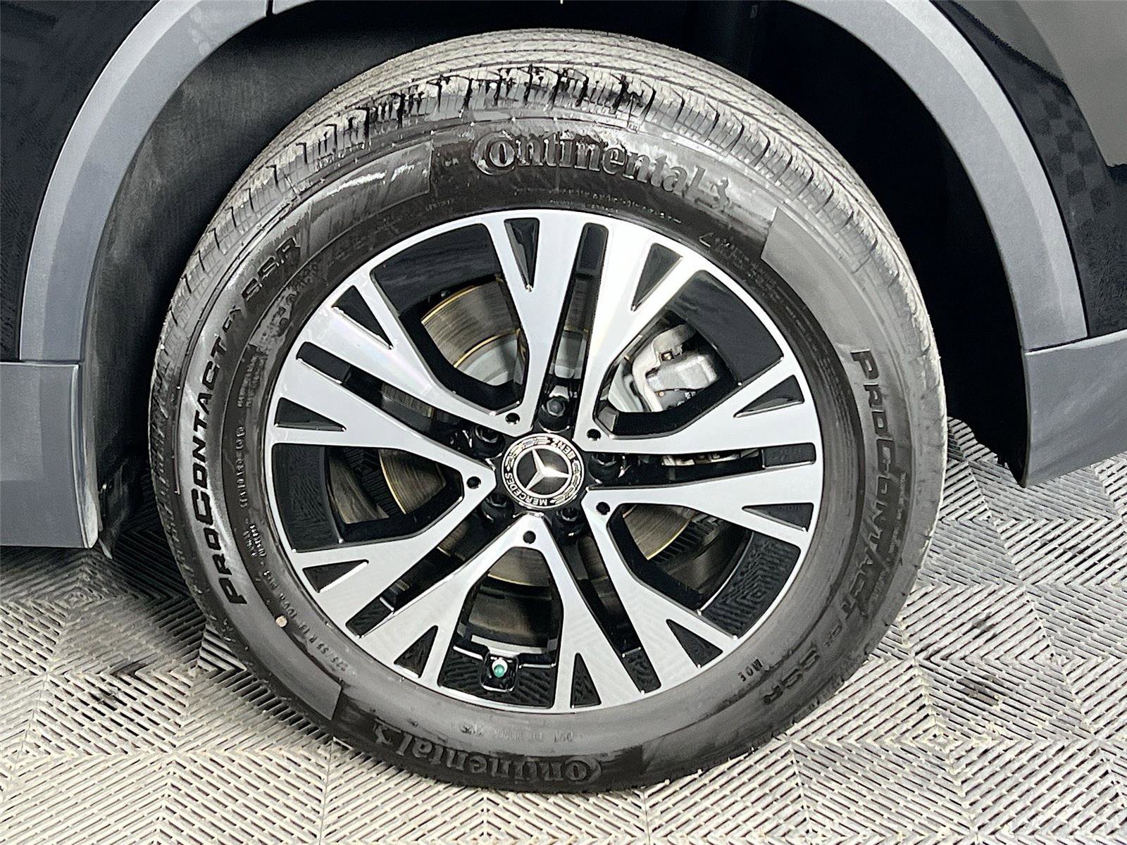 Certified 2026 Mercedes-Benz GLA 250 4MATIC image 32