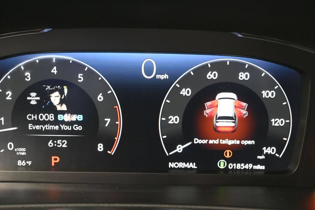 Used 2023 Honda Pilot Elite image 14