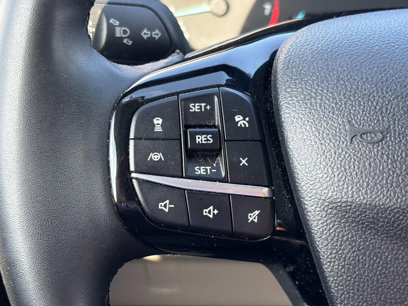 Used 2022 Ford Escape SE w/ SE Sport Appearance Package AWD/4WD image 19
