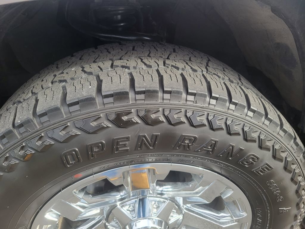 Certified 2020 Toyota Tacoma SR5 image 21