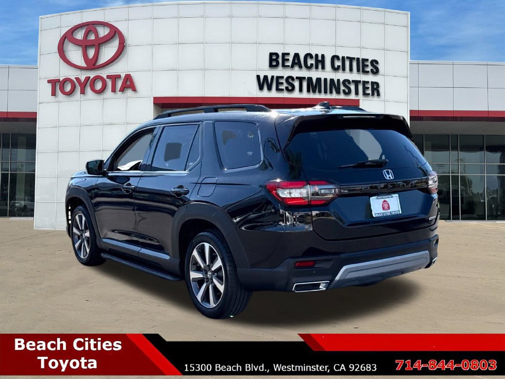 Used 2024 Honda Pilot Touring image 8