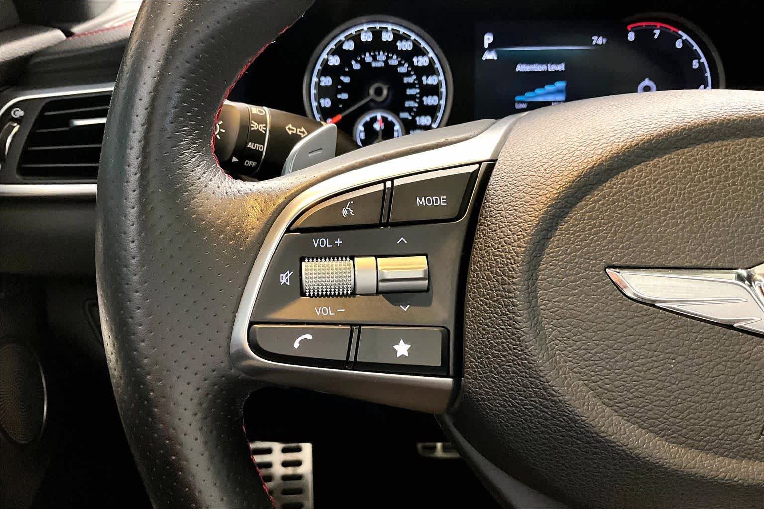 Used 2023 Genesis G70 2.0T w/ Sport Prestige Package RWD image 24