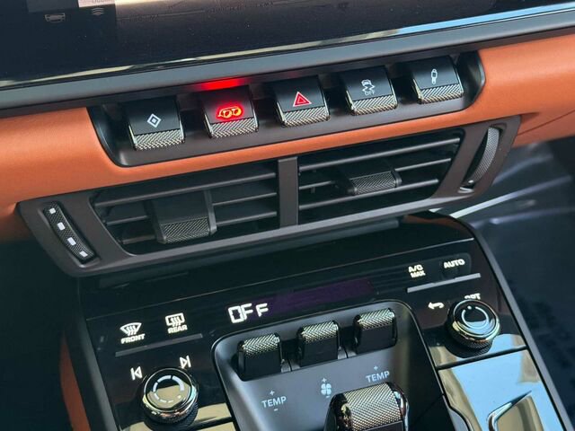 Used 2025 Porsche 911 Carrera S image 25