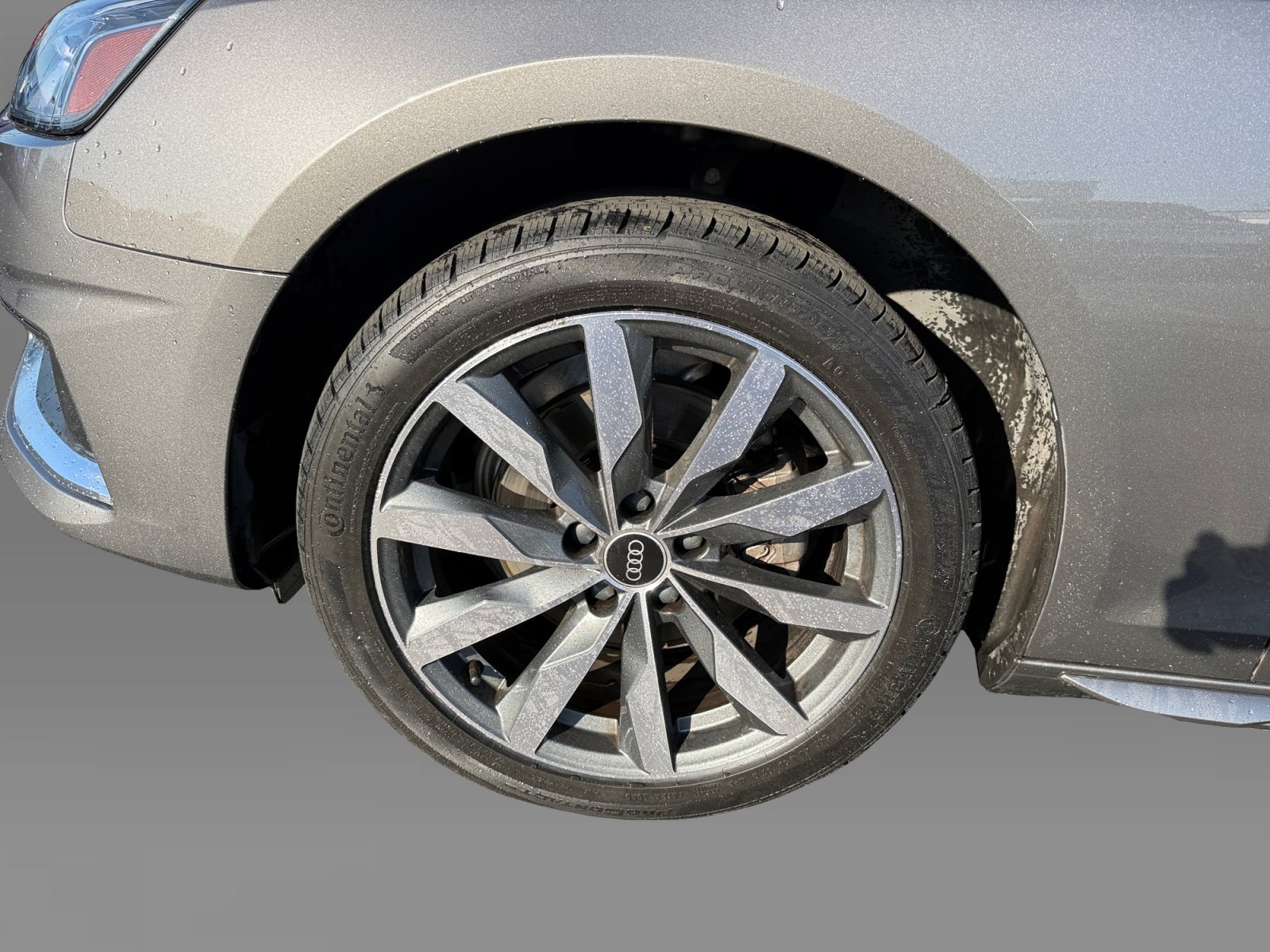 Used 2022 Audi A4 2.0T Premium Plus AWD/4WD image 9