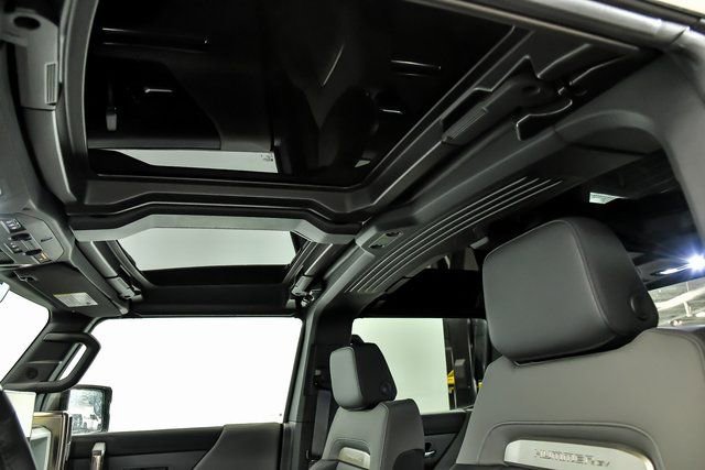 New 2025 GMC Hummer EV 3X image 9
