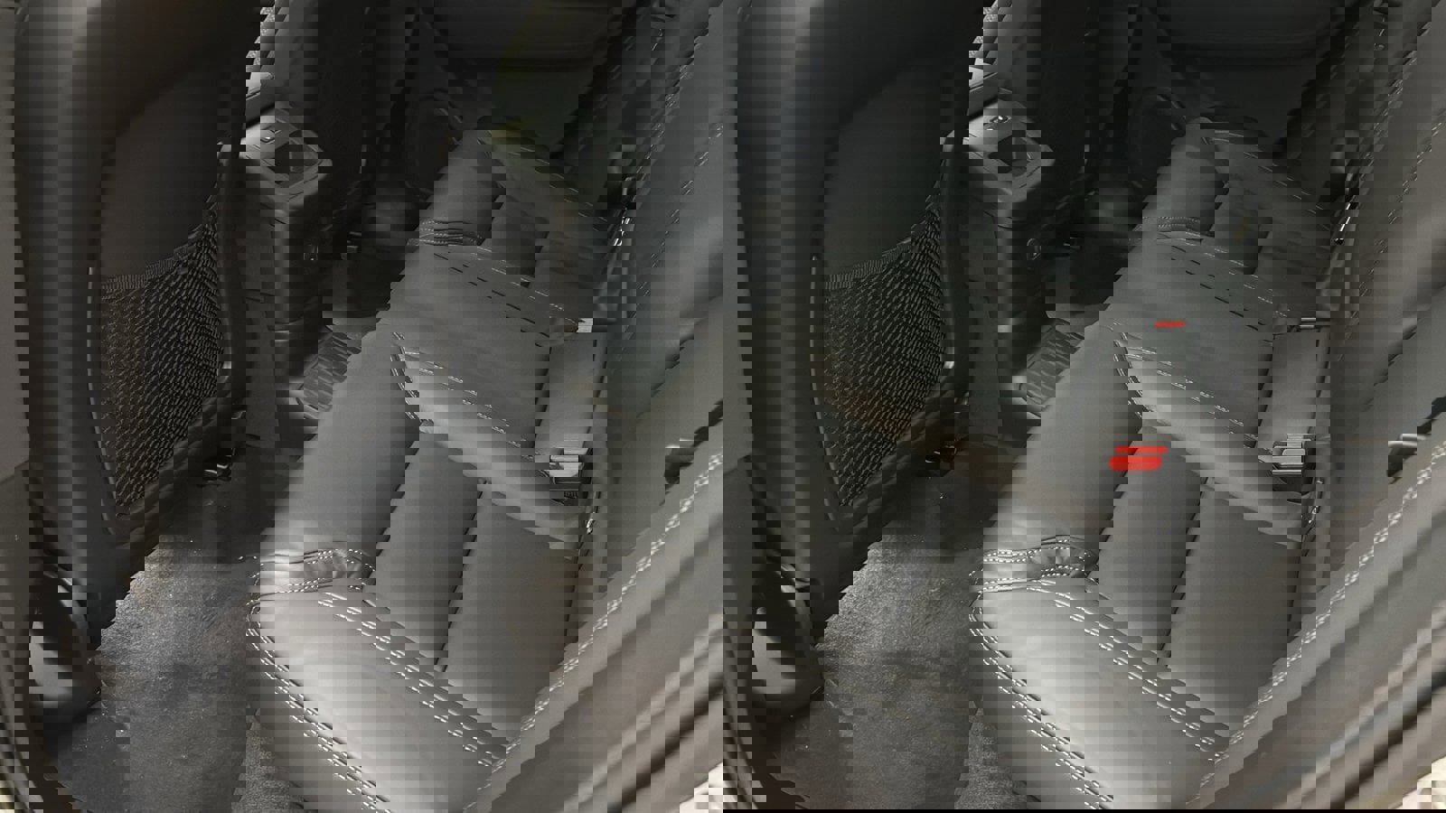 New 2026 Volvo XC60 T8 Ultra w/ Protection Package Premier image 27