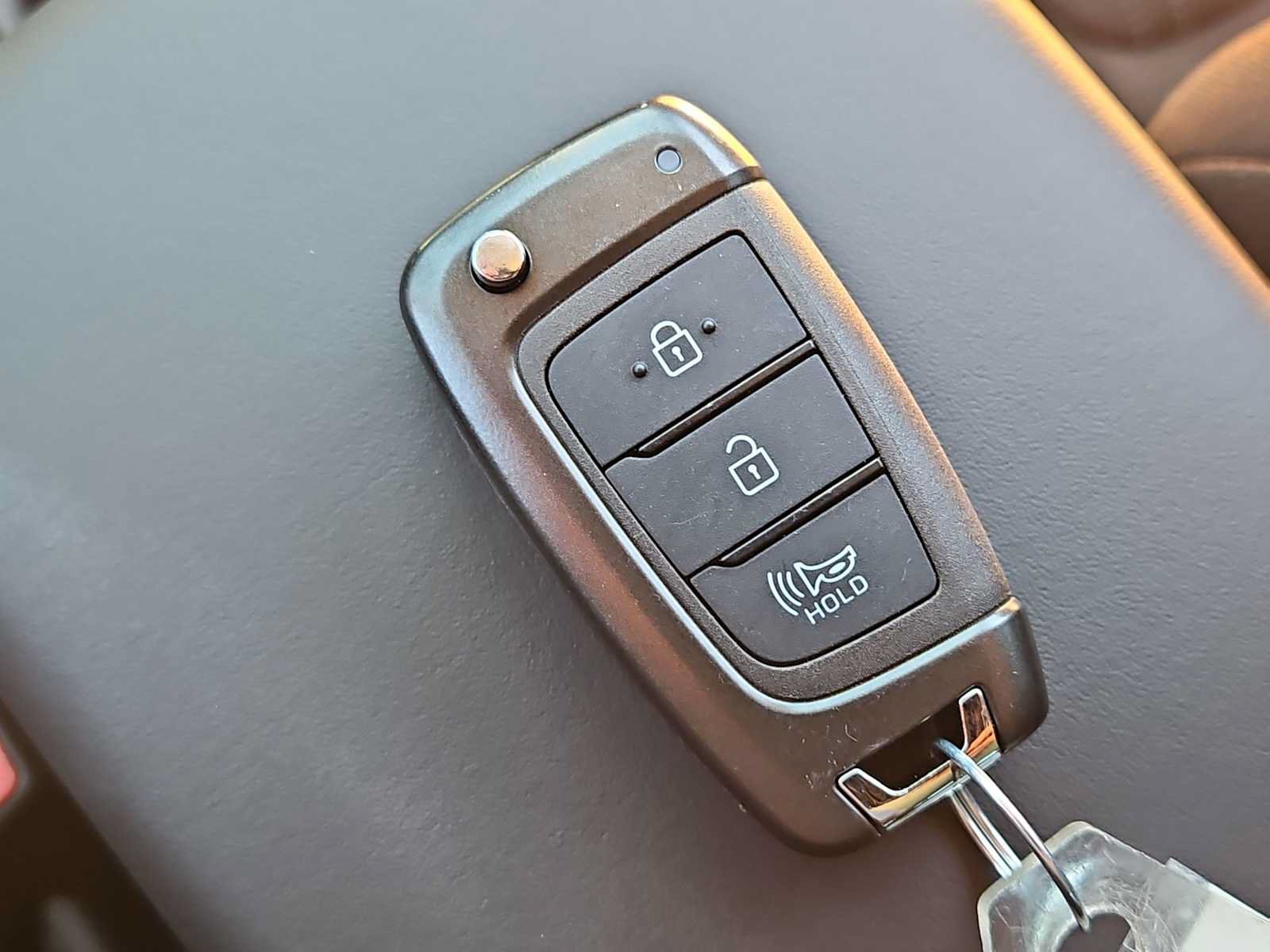 Certified 2026 Hyundai Venue SE FWD image 33