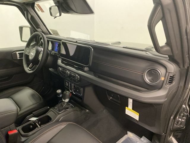 New 2026 Jeep Gladiator Sport AWD/4WD image 21