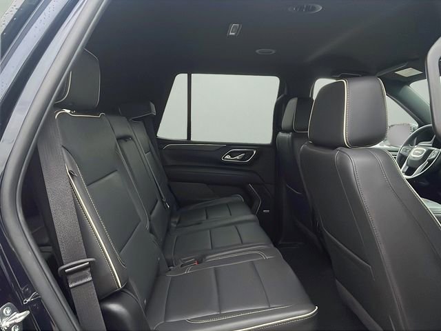 Used 2024 GMC Yukon SLT image 16