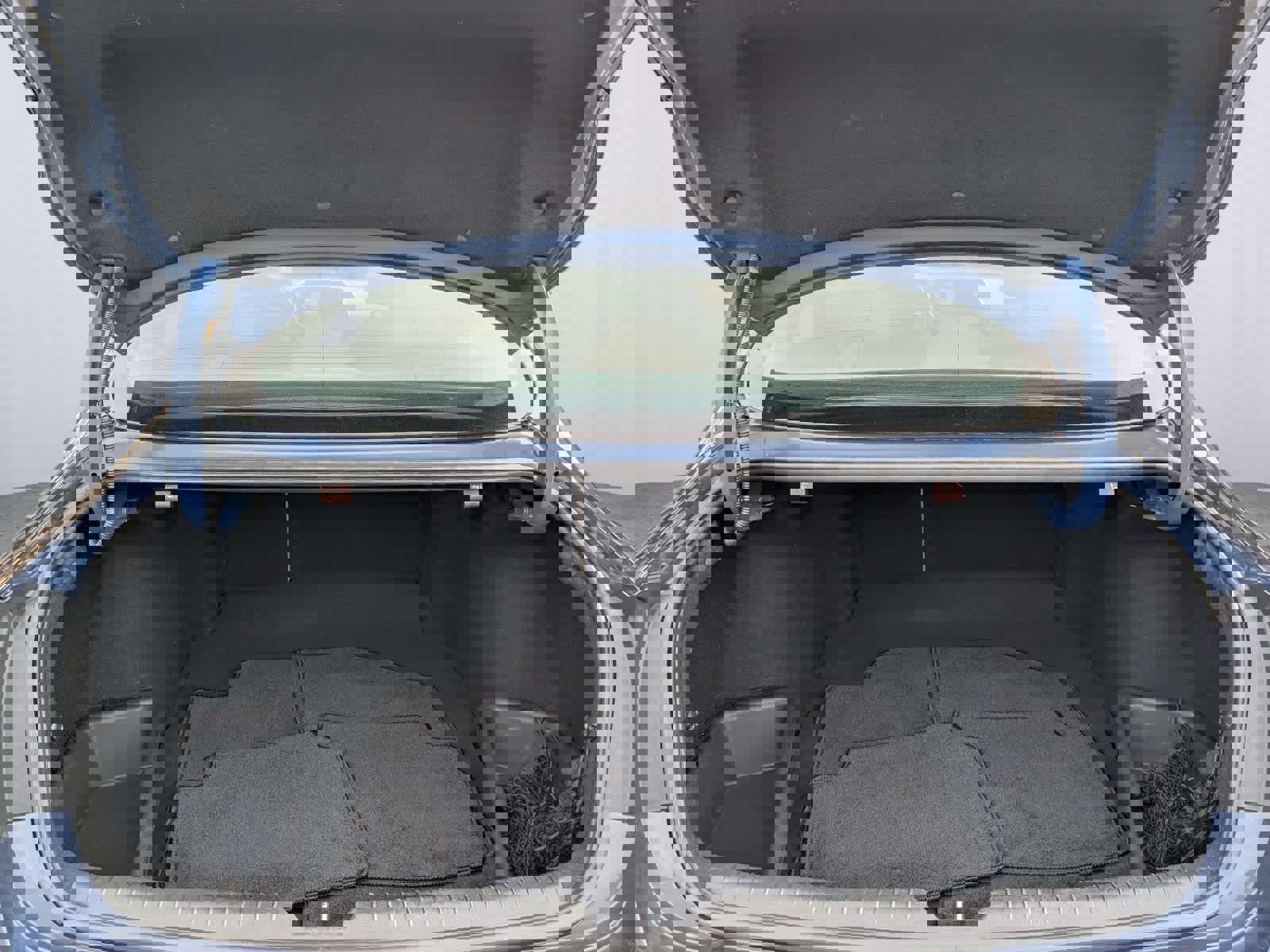 Used 2021 Hyundai Sonata Limited w/ Preferred Accessory Package image 11