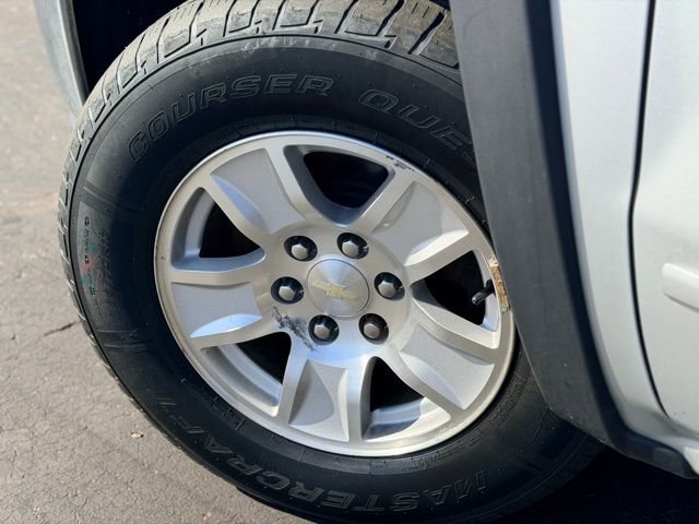 Used 2016 Chevrolet Silverado 1500 LT w/ All Star Edition image 27