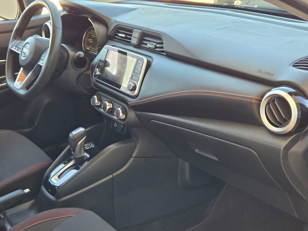 Used 2021 Nissan Versa SR FWD image 26