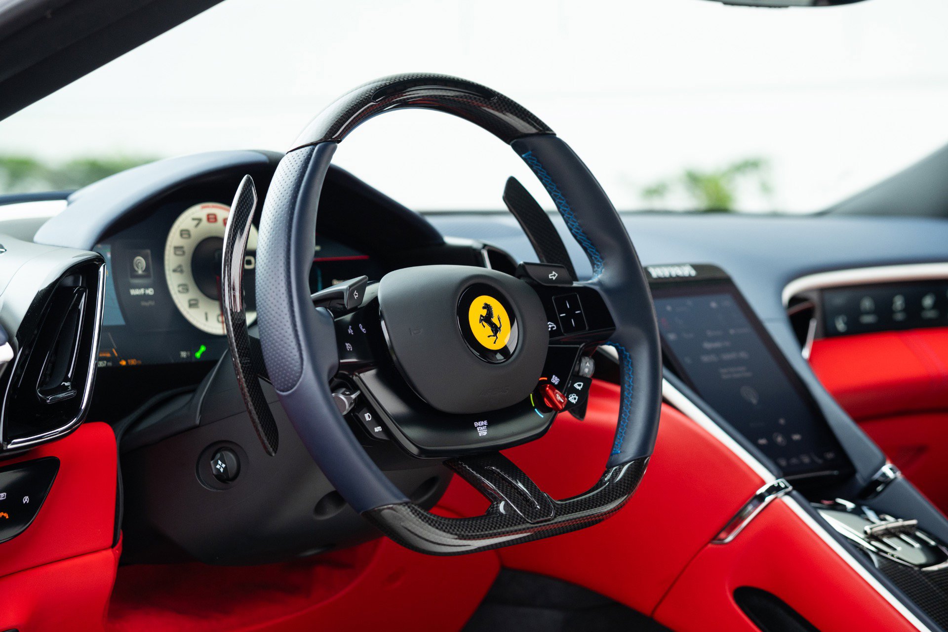 Used 2023 Ferrari Roma RWD image 5