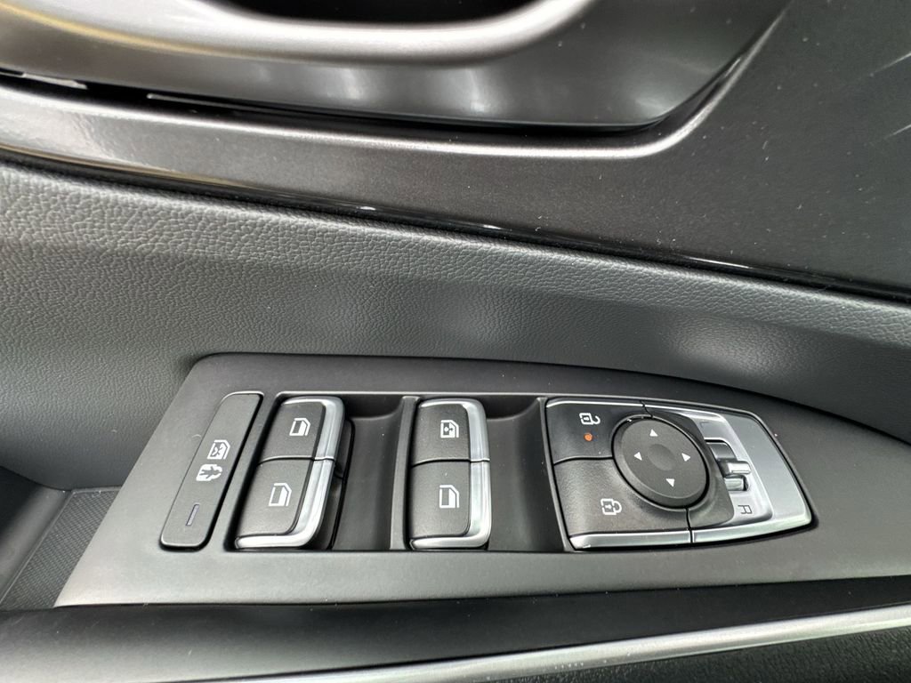 New 2026 Kia Sorento S w/ S Panoramic Sunroof Package FWD image 13