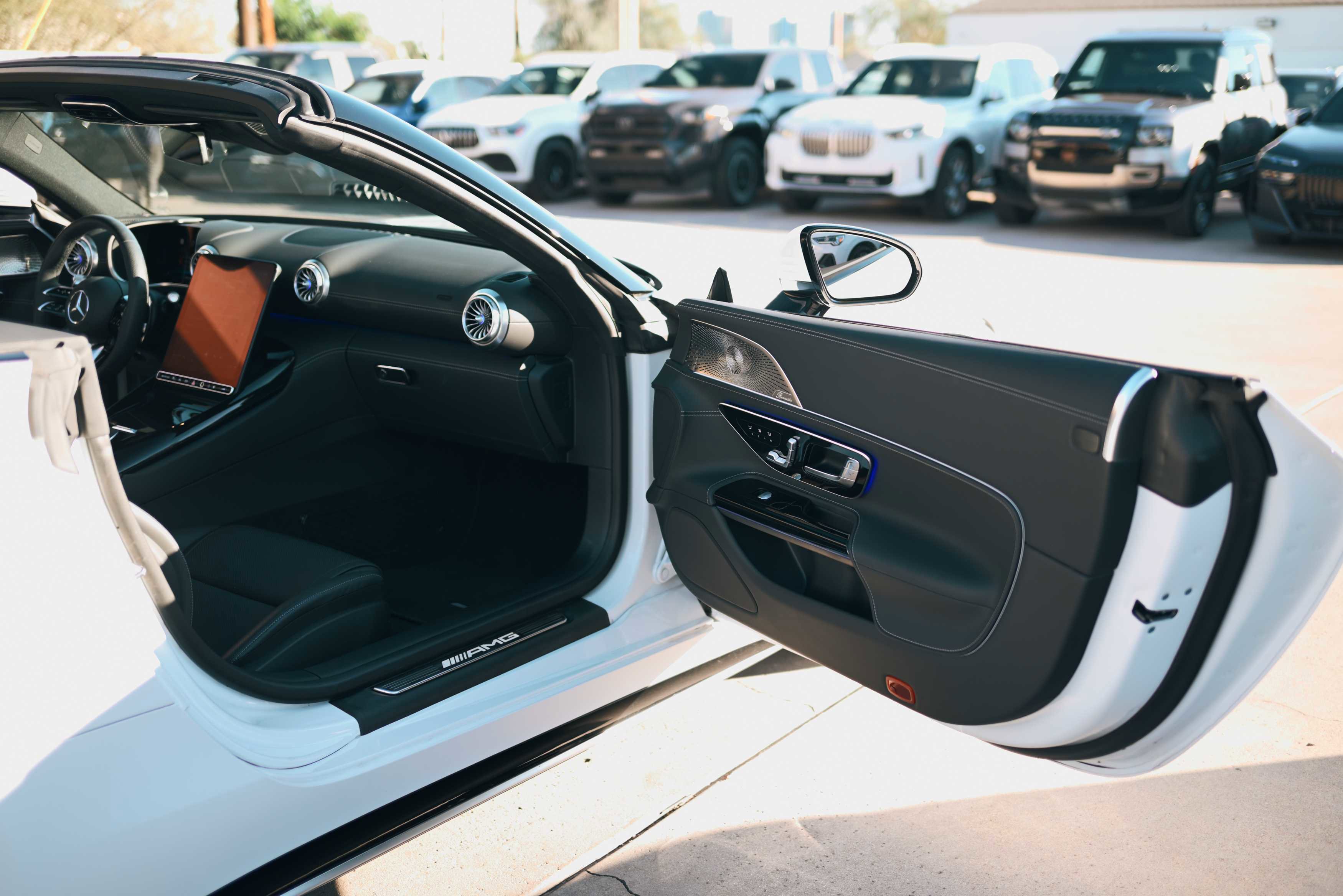 Used 2024 Mercedes-Benz SL 55 AMG 4MATIC image 17