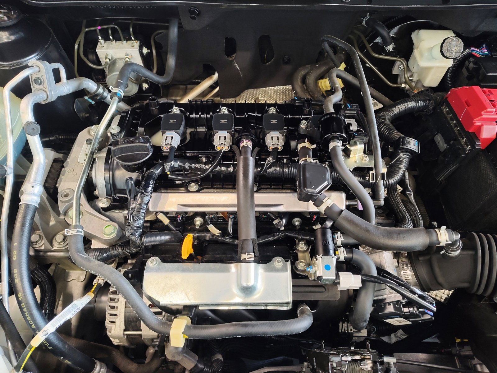 Used 2023 Nissan Kicks S FWD image 28