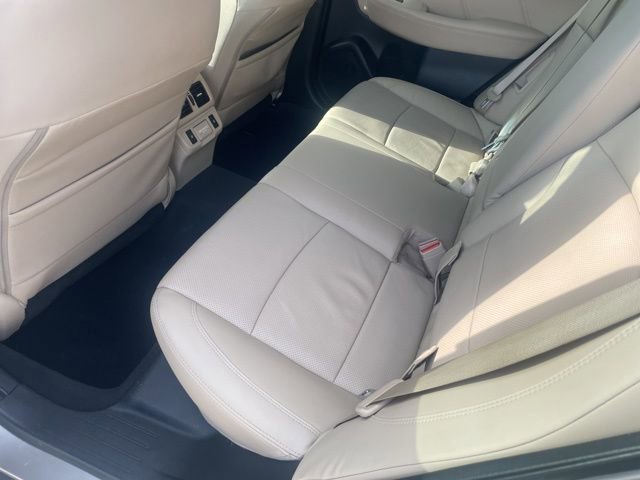 Used 2018 Subaru Outback 3.6R Limited image 29