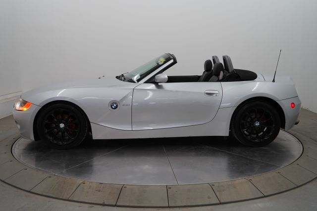 Used 2003 BMW Z4 2.5i image 13