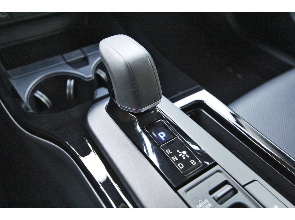Used 2023 Toyota Prius FWD image 26