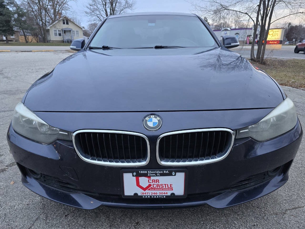 Used 2013 BMW 328i xDrive Sedan AWD/4WD image 2