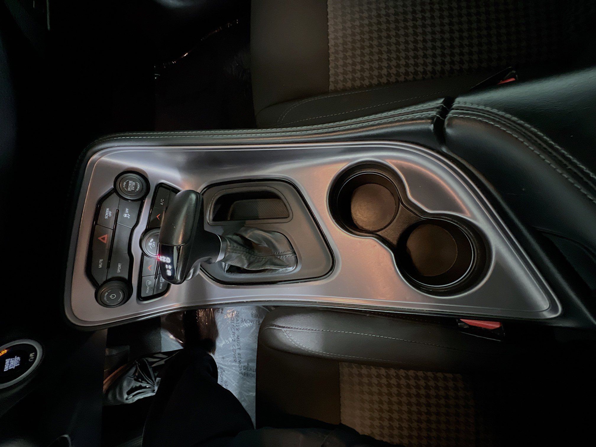 Used 2023 Dodge Challenger SXT image 25