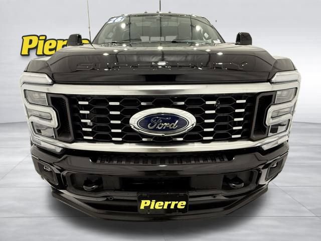 Used 2026 Ford F450 Platinum w/ FX4 Off-Road Package image 8
