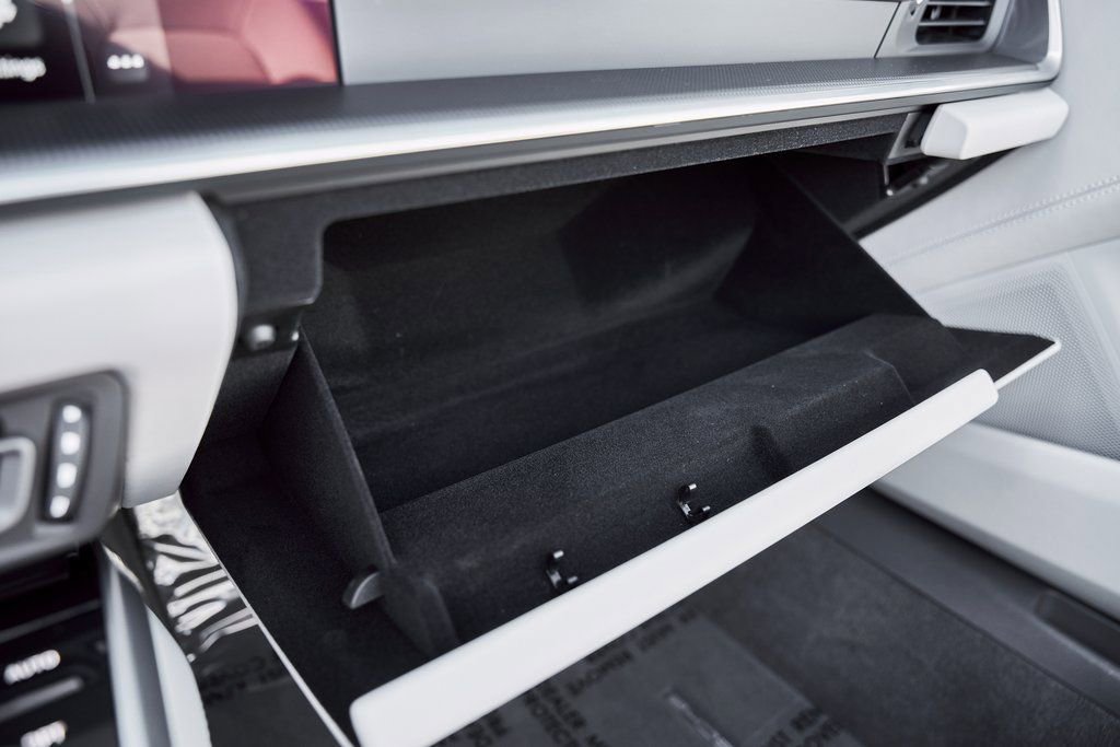 Used 2022 Porsche 911 Turbo S image 72