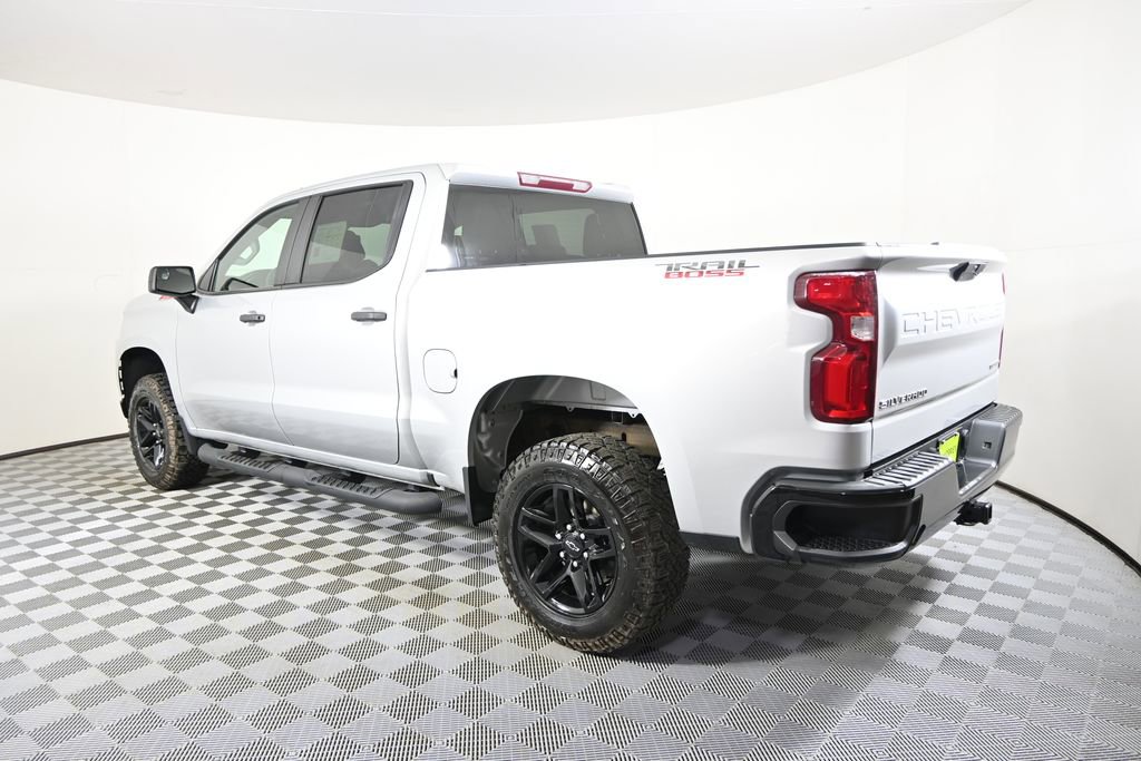 Used 2022 Chevrolet Silverado 1500 Custom Trail Boss w/ Safety Confidence Package AWD/4WD image 4