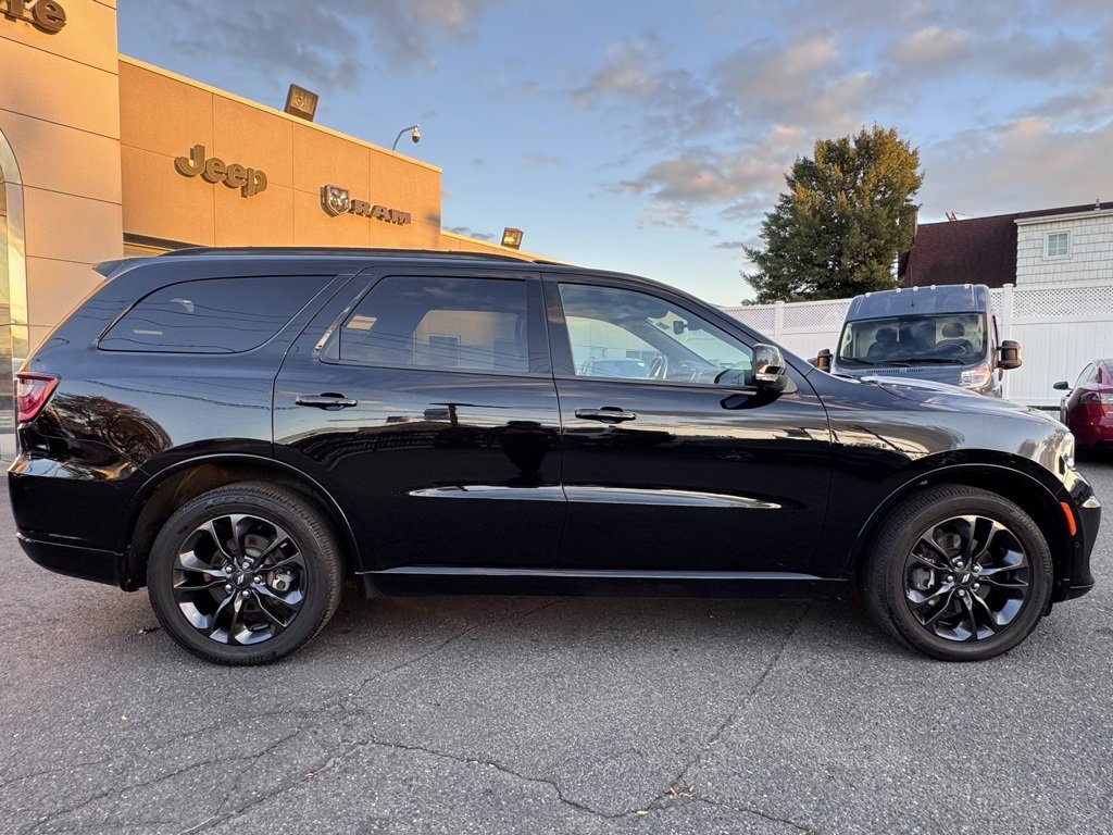 Certified 2024 Dodge Durango R/T image 9