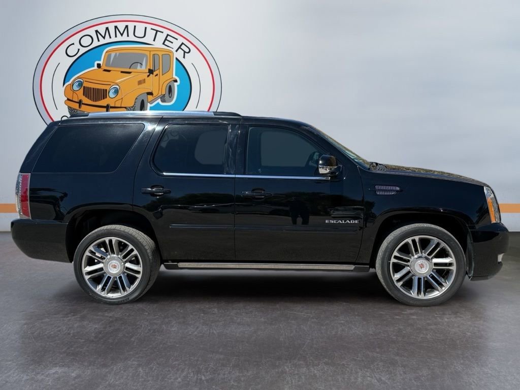 Used 2013 Cadillac Escalade Premium image 6