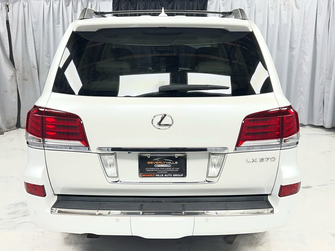 Used 2013 Lexus LX 570 4WD w/ Luxury Pkg image 7