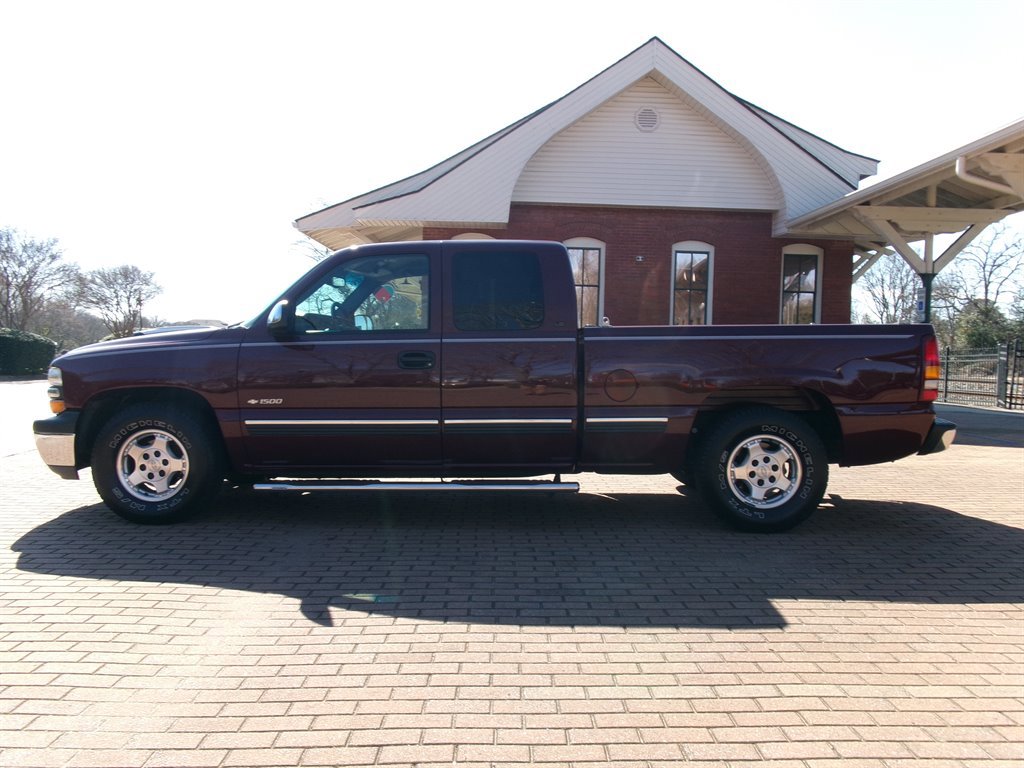 Used 1999 Chevrolet Silverado 1500 LS w/ Firm Ride Suspension Pkg image 8
