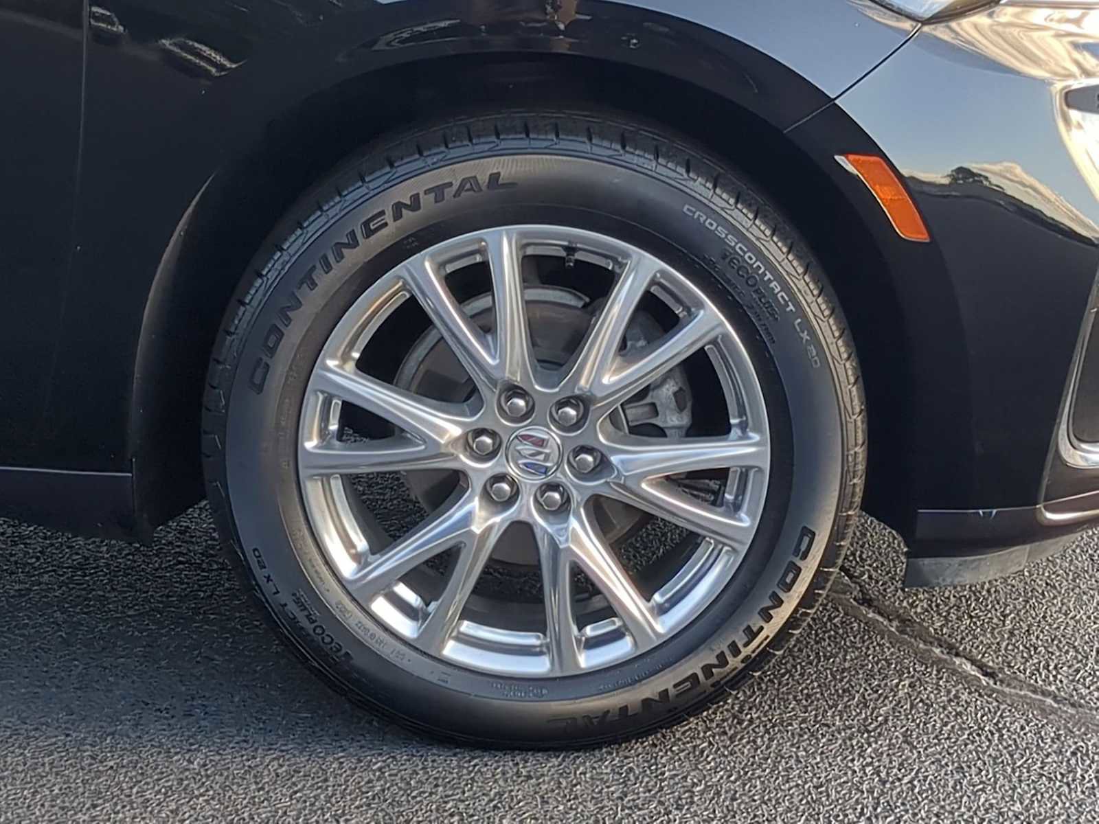 Used 2023 Buick Enclave Essence w/ Experience Buick Package image 10