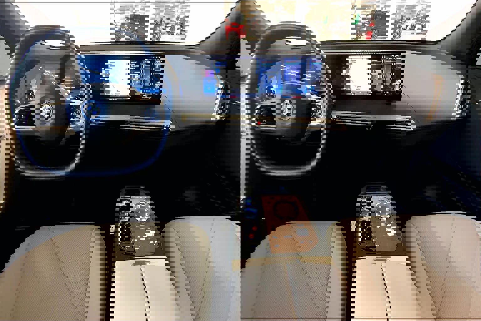 Certified 2023 BMW iX xDrive50 w/ Premium Package image 15