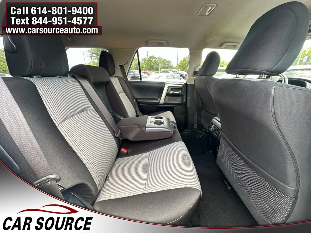 Used 2018 Toyota 4Runner SR5 AWD/4WD image 28