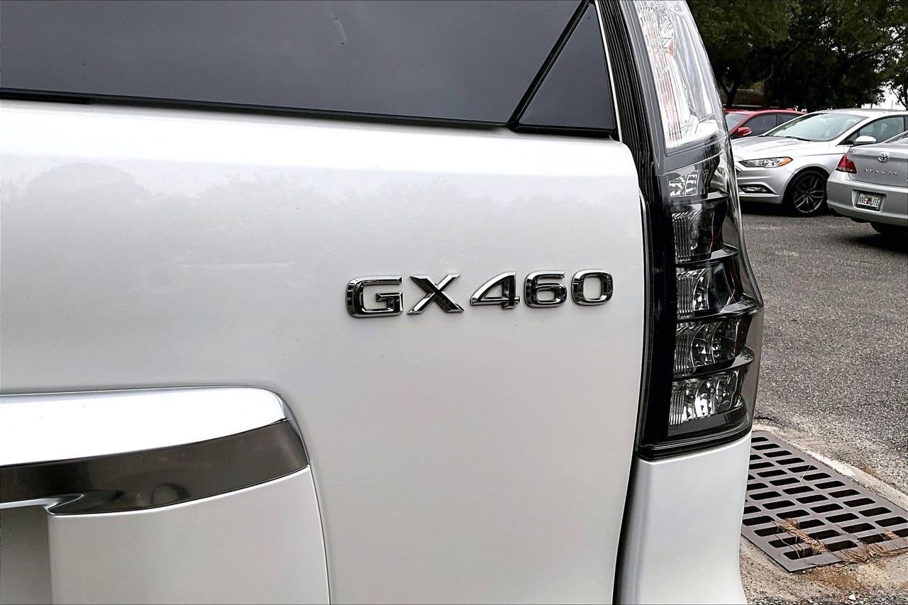 Used 2023 Lexus GX 460 Luxury w/ Sport Design Package image 21
